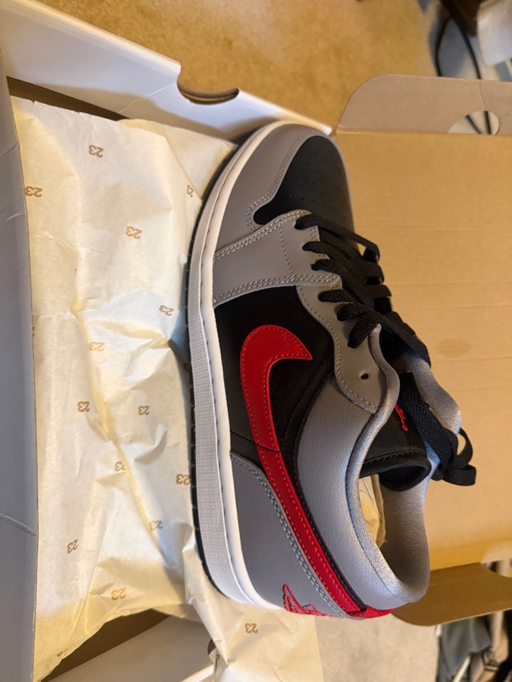 Jordan Air Jordan 1 Low Cement Grey/Fire Red-Black